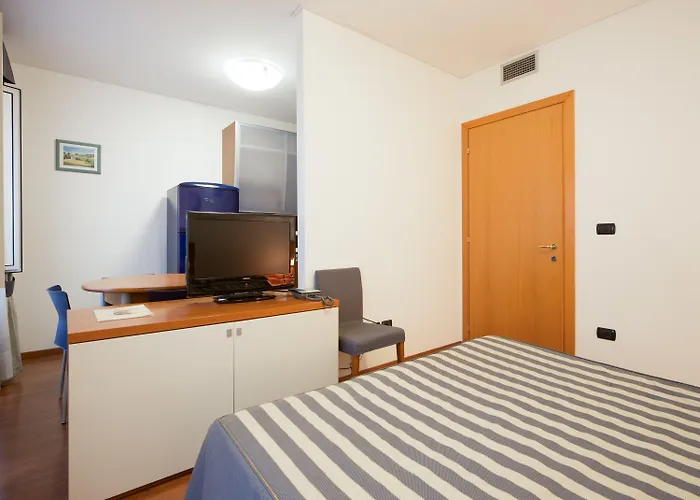 Urbanauts Minelli Τεργέστη