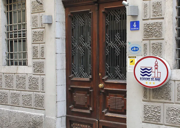 Urbanauts Minelli Τεργέστη