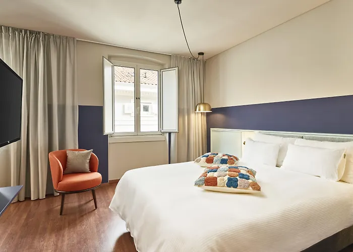 Urbanauts Minelli 4* Τεργέστη