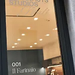 Urbanauts Minelli Aparthotel