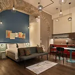 Ξενοδοχείο με διαμερίσματα Urbanauts Minelli 4*