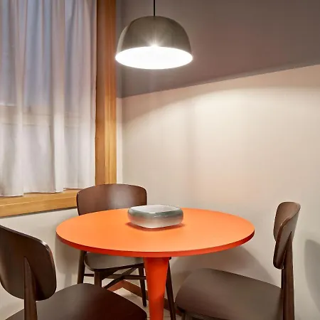 Lejlighedshotel Urbanauts Minelli 4*