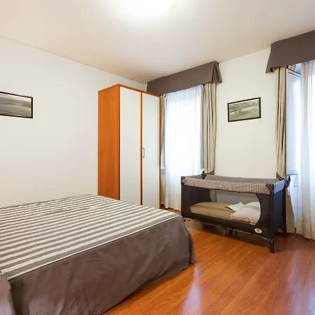 Apart-hotel Urbanauts Minelli 4*