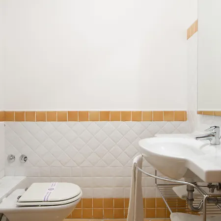 Lejlighedshotel Urbanauts Minelli 4*