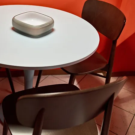 Urbanauts Minelli 公寓式酒店 4*