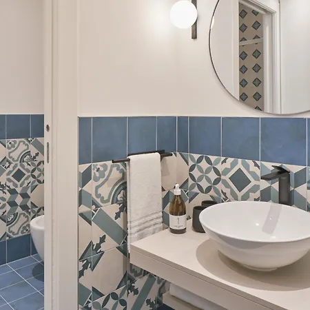 Urbanauts Minelli Lejlighedshotel 4*