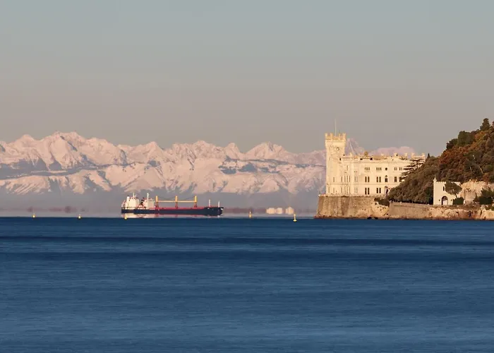 Aparthotel Urbanauts Studios Minelli 4*