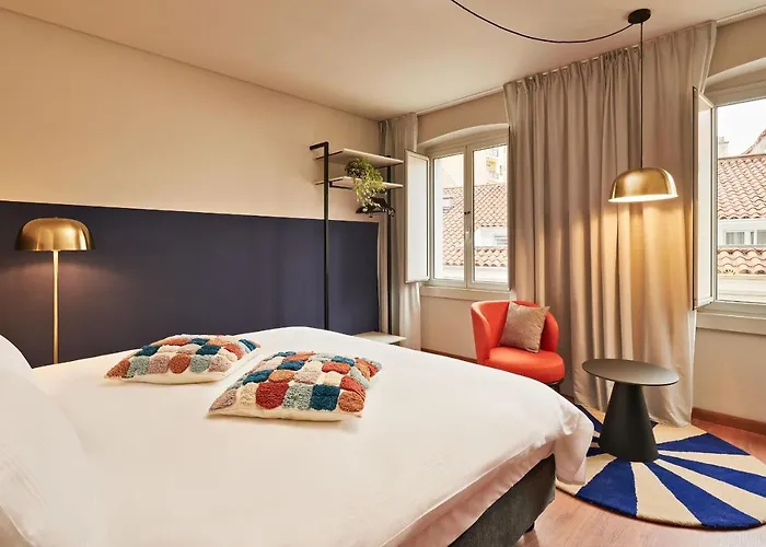 Aparthotel Urbanauts Studios Minelli 4*