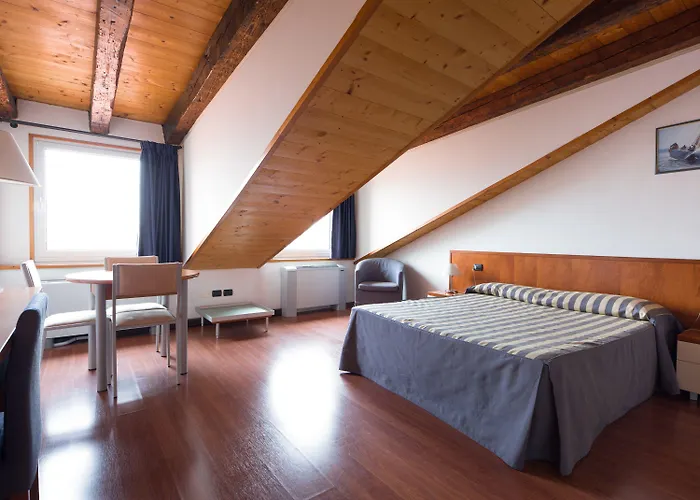 Aparthotel Urbanauts Studios Minelli